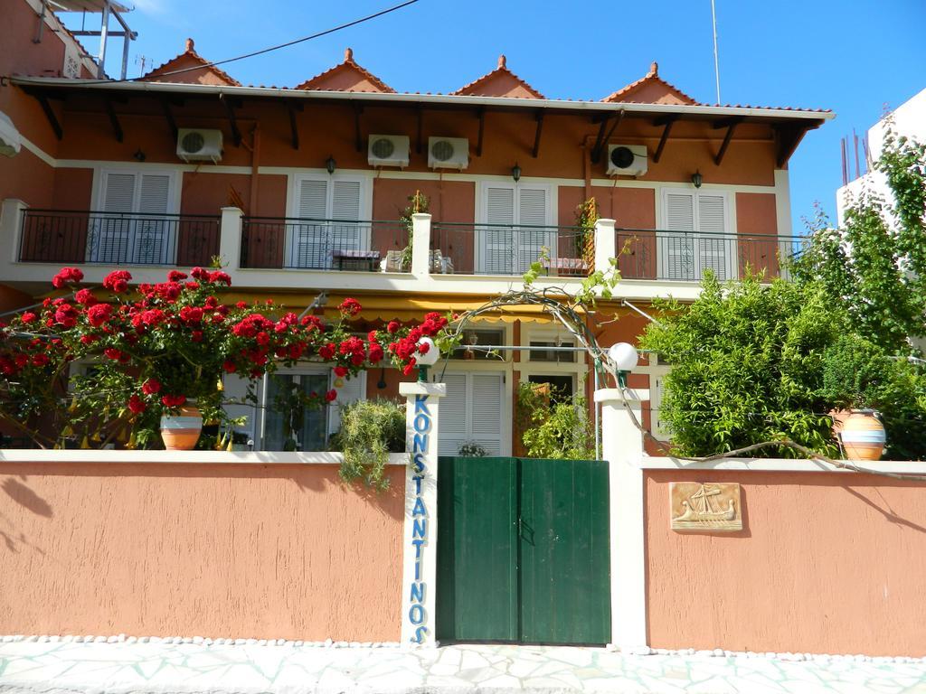 Konstantinos Apartments Agia Efimia Luaran gambar