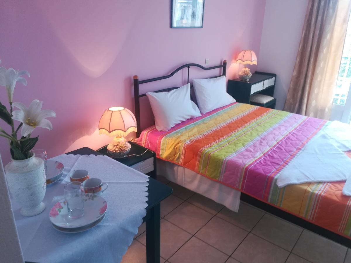 Konstantinos Apartments Agia Efimia Luaran gambar