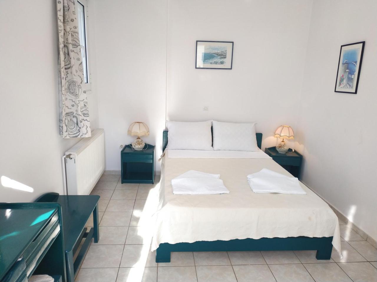 Konstantinos Apartments Agia Efimia Luaran gambar